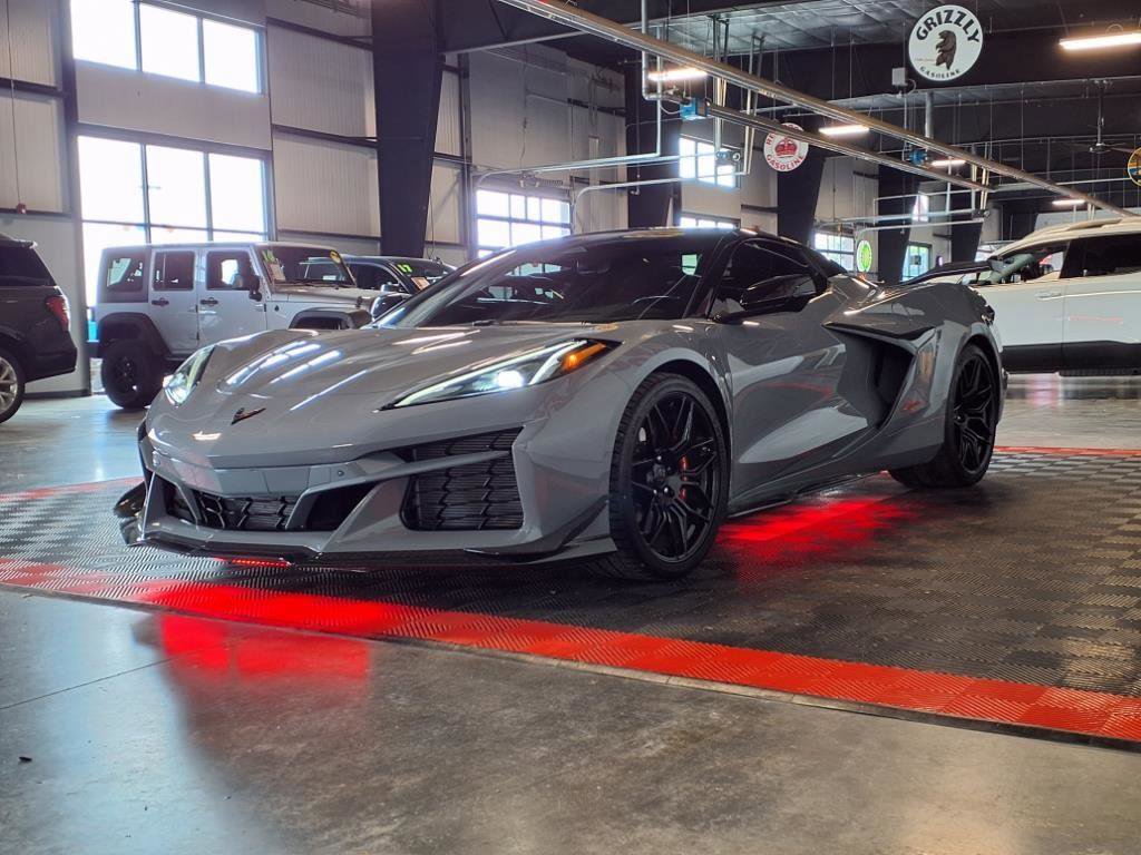 Used 2024 Chevrolet Corvette Z06 image 4