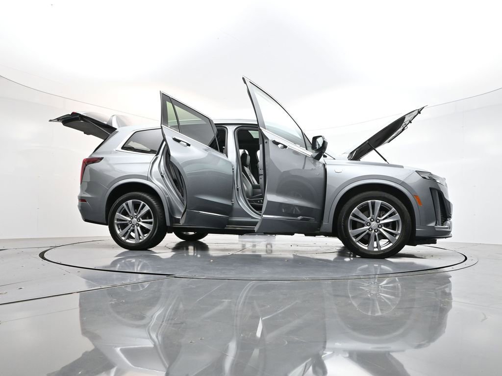 Used 2023 Cadillac XT6 Premium Luxury image 53