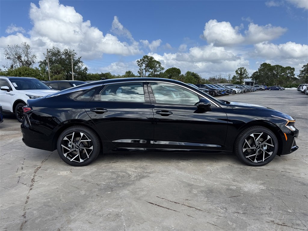 New 2026 Kia K5 EX image 3