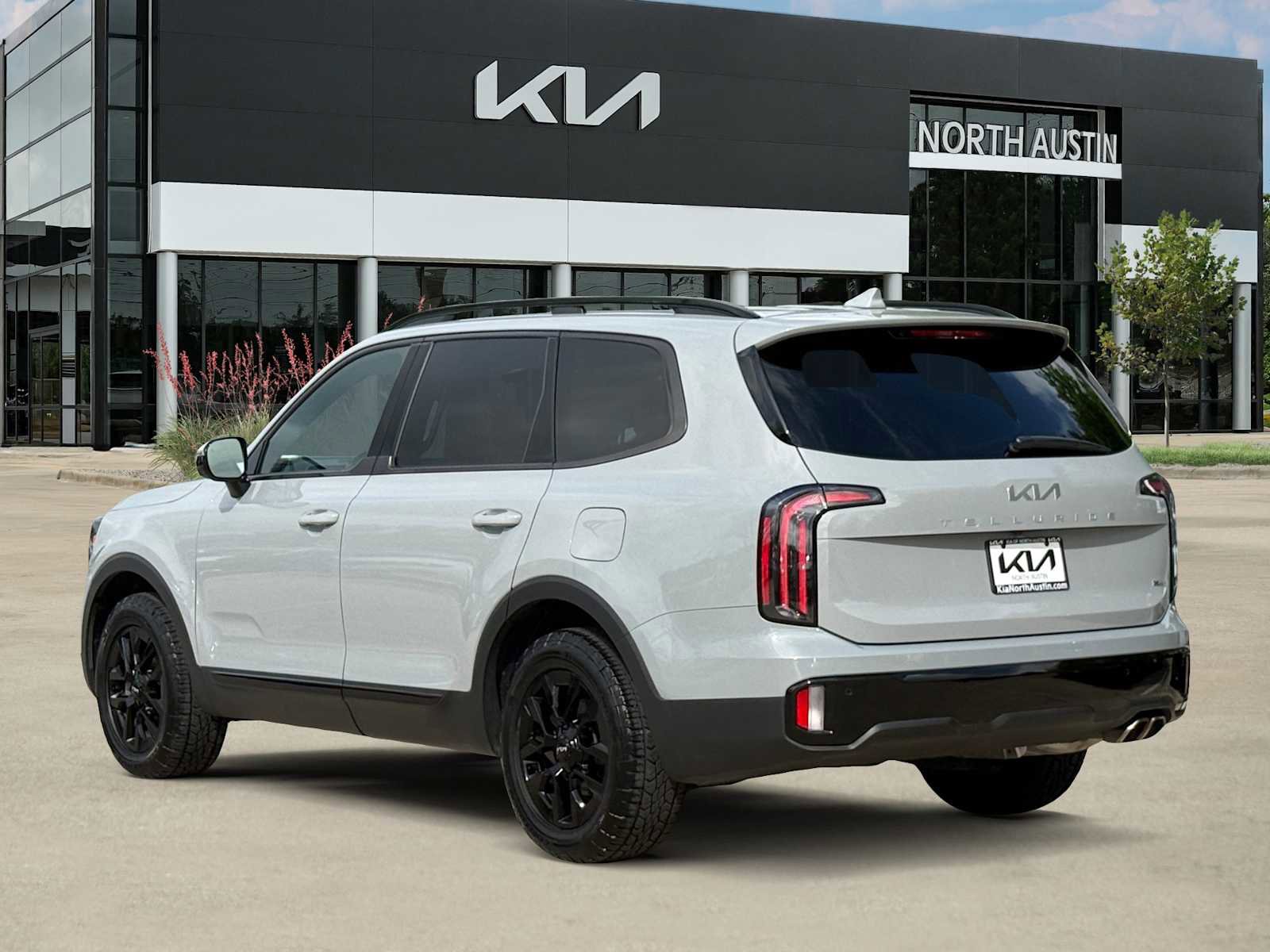 Certified 2024 Kia Telluride SX Prestige X-Pro image 9