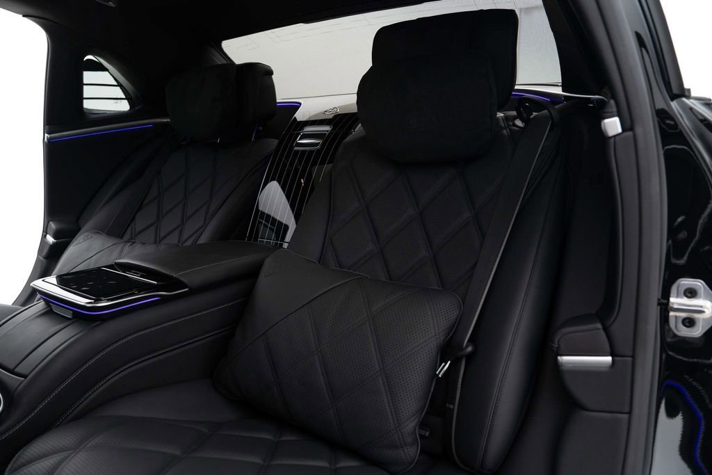 Used 2024 Mercedes-Benz Maybach S 680 4MATIC image 38