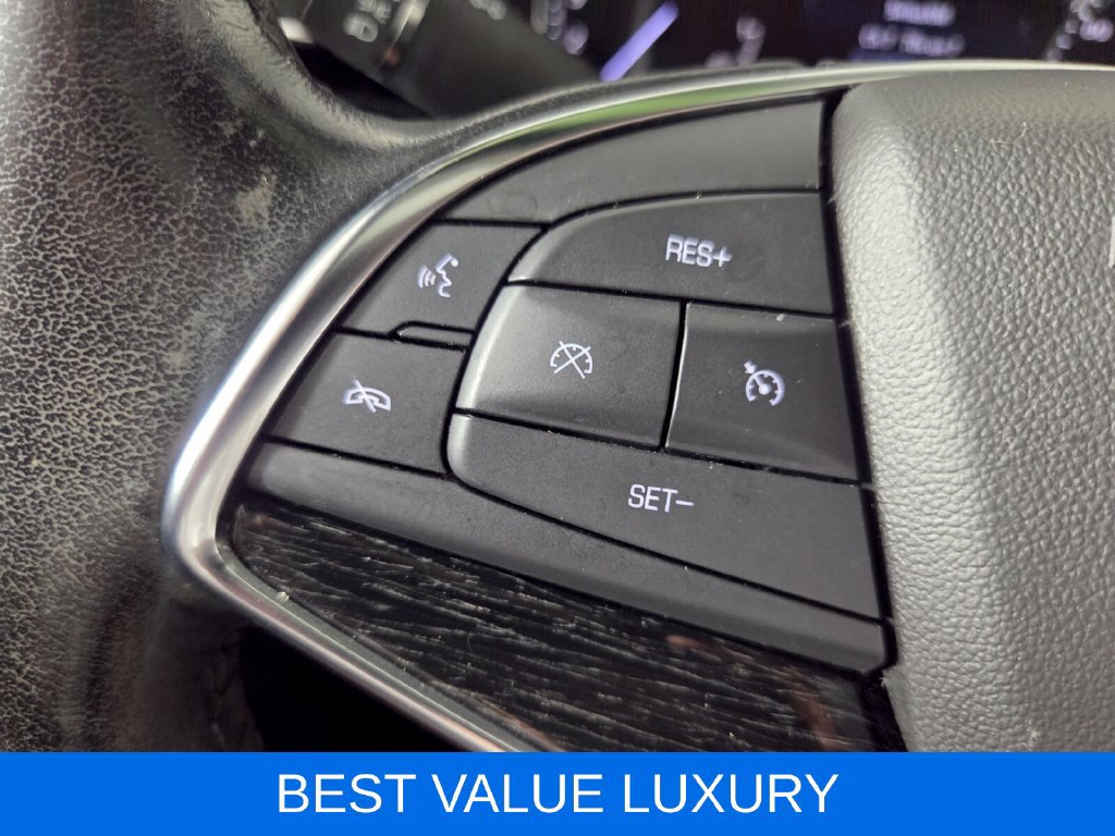 Used 2021 Cadillac XT5 Premium Luxury w/ LPO, Floor Liner Package AWD/4WD image 17