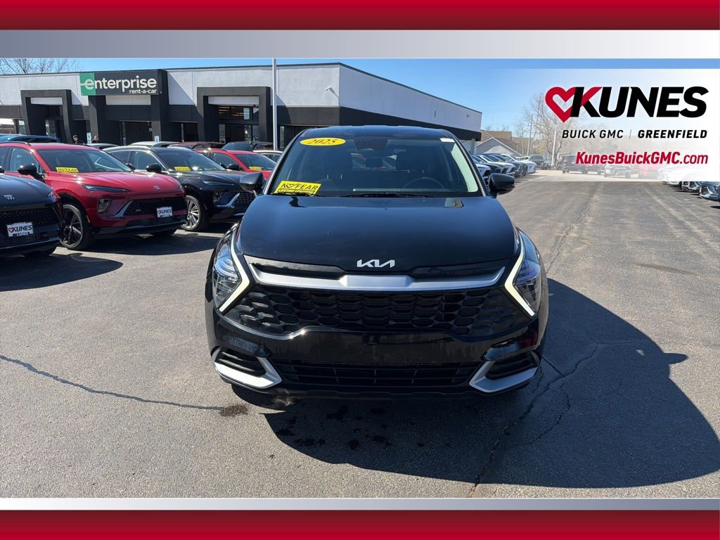 Used 2025 Kia Sportage LX image 13