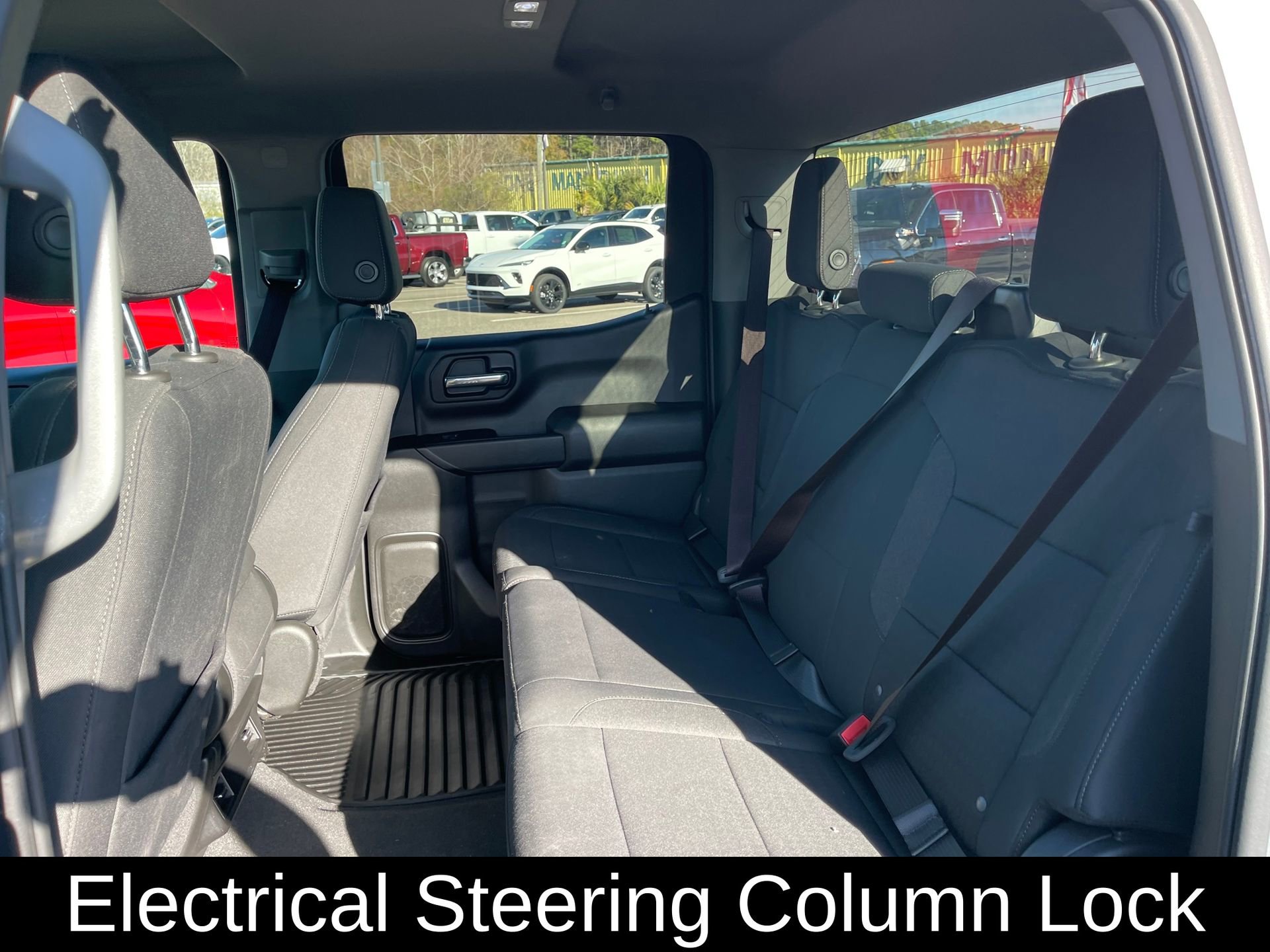 Used 2023 Chevrolet Silverado 1500 Custom image 21