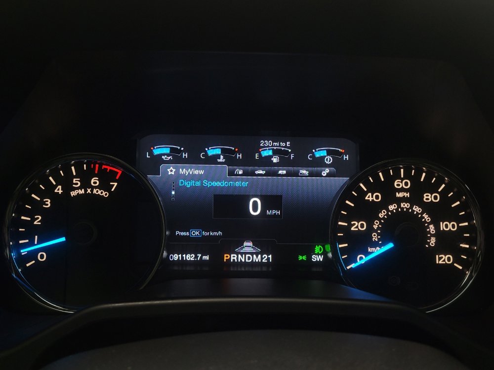 Used 2015 Ford F150 Platinum w/ Equipment Group 701A Luxury image 23