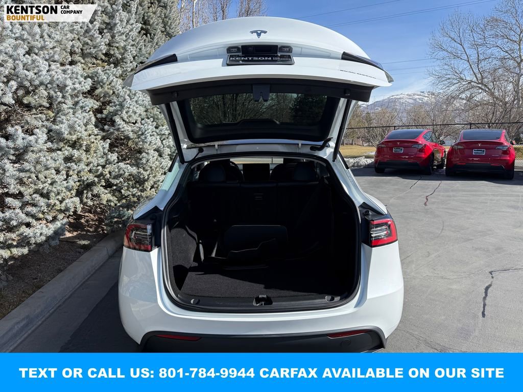 Used 2023 Tesla Model Y Long Range image 33