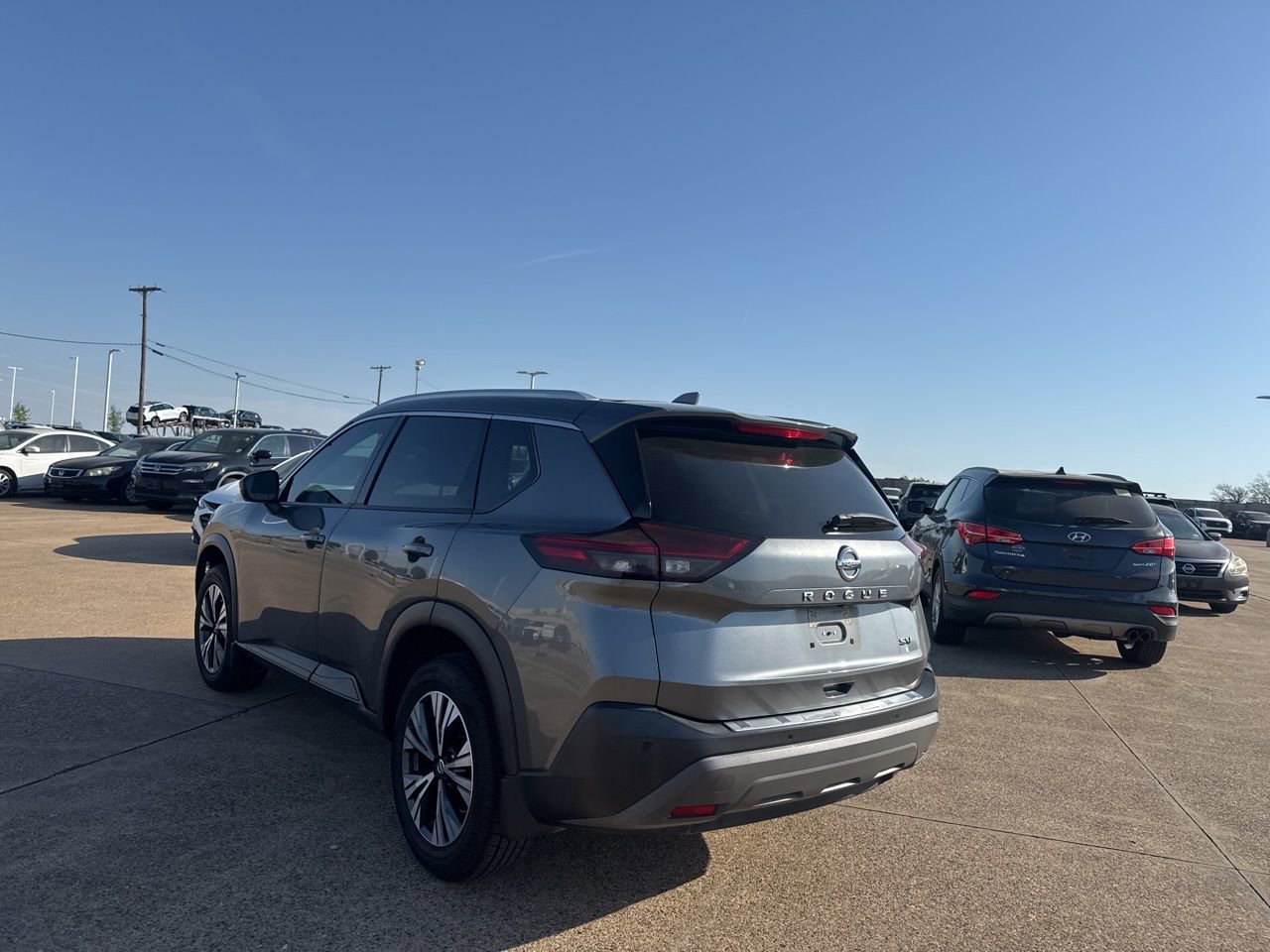 Certified 2021 Nissan Rogue SV w/ Premium Package image 15
