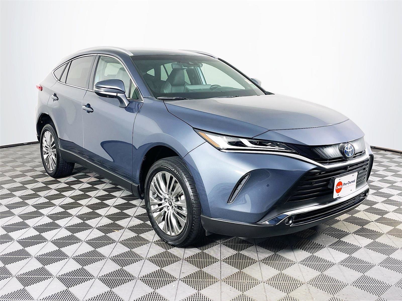 Used 2023 Toyota Venza Limited