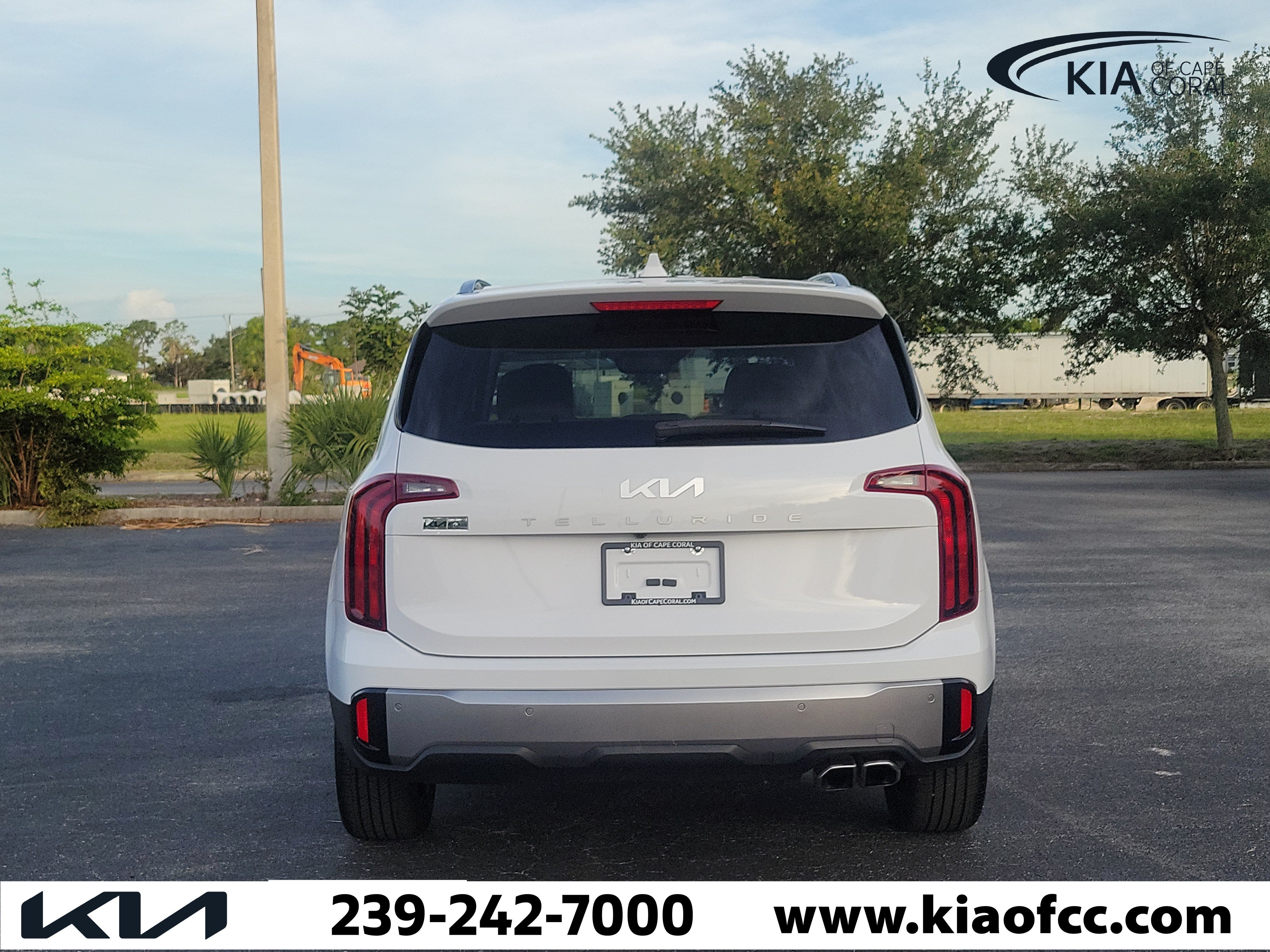 Certified 2025 Kia Telluride S FWD image 5