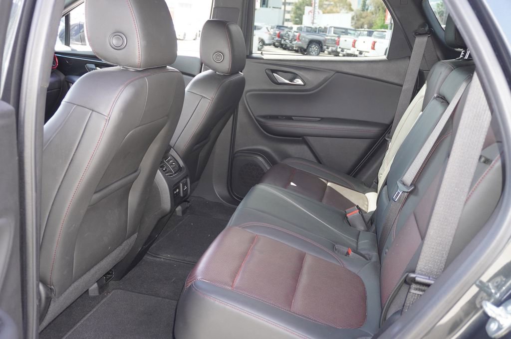 Used 2024 Nissan Rogue S image 7