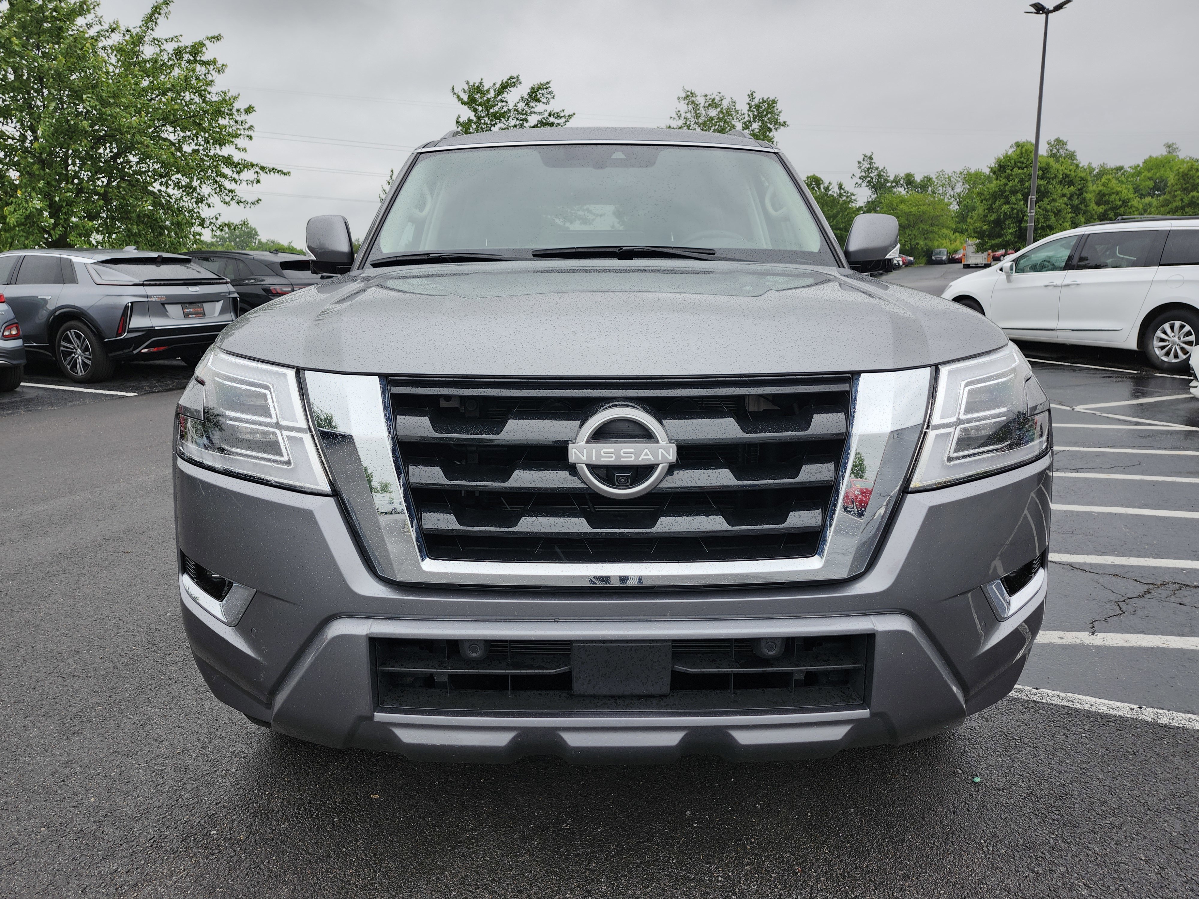 Used 2023 Nissan Armada SL w/ Captain's Chairs Package AWD/4WD image 14