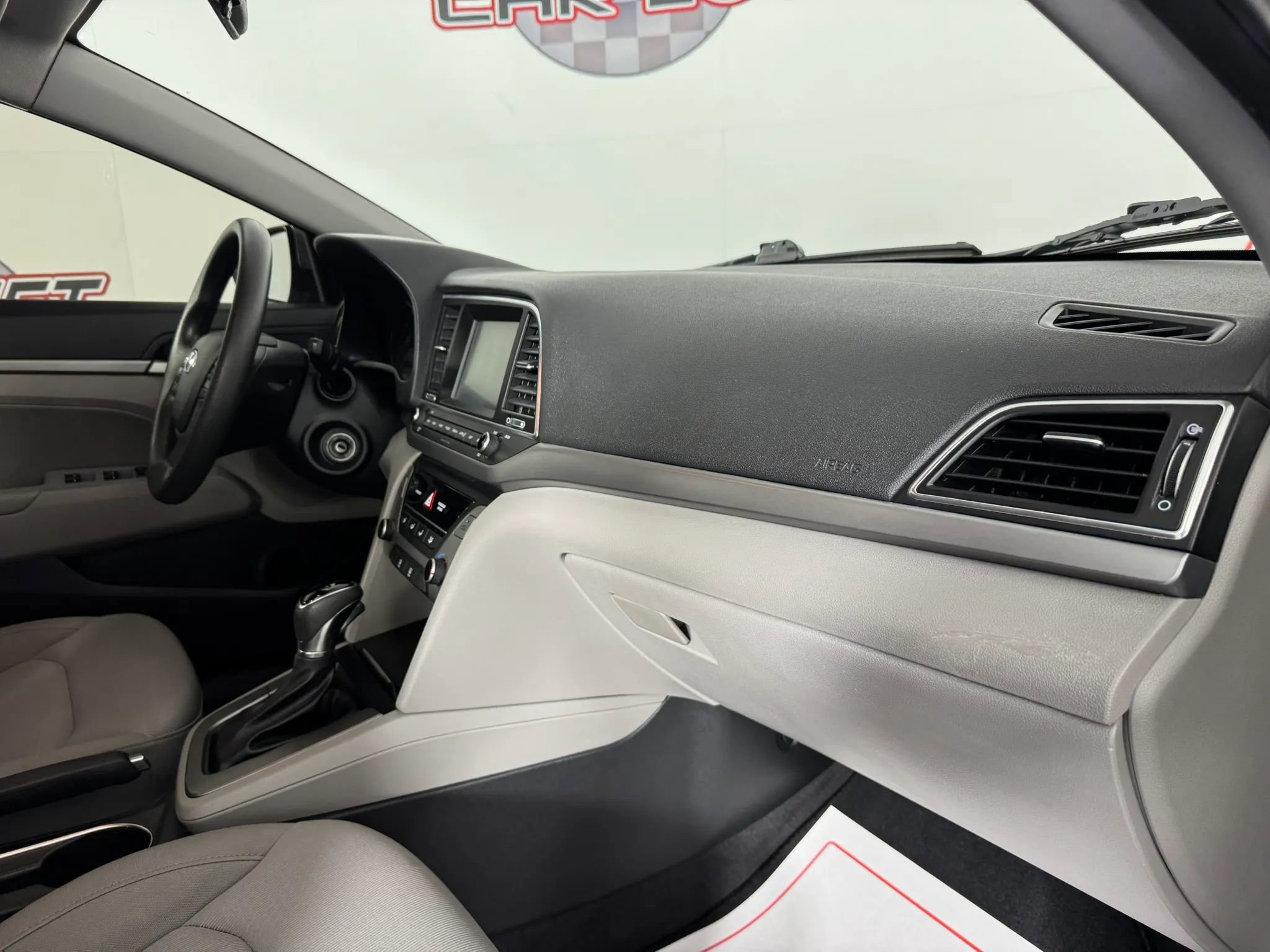 Used 2018 Hyundai Elantra SEL w/ Cargo Package FWD image 12