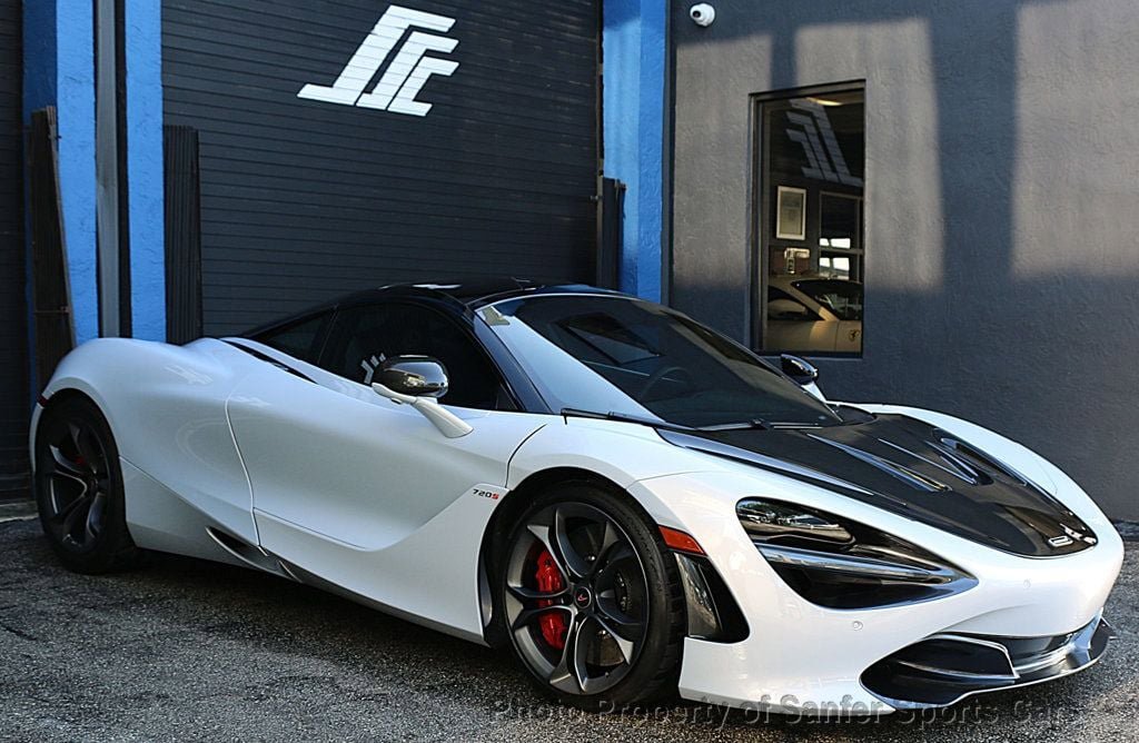 Used 2018 McLaren 720S Luxury RWD image 3