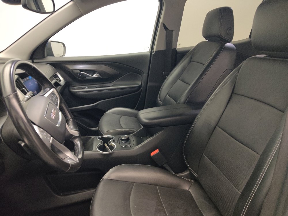 Used 2022 GMC Terrain SLT w/ Tech Package image 17