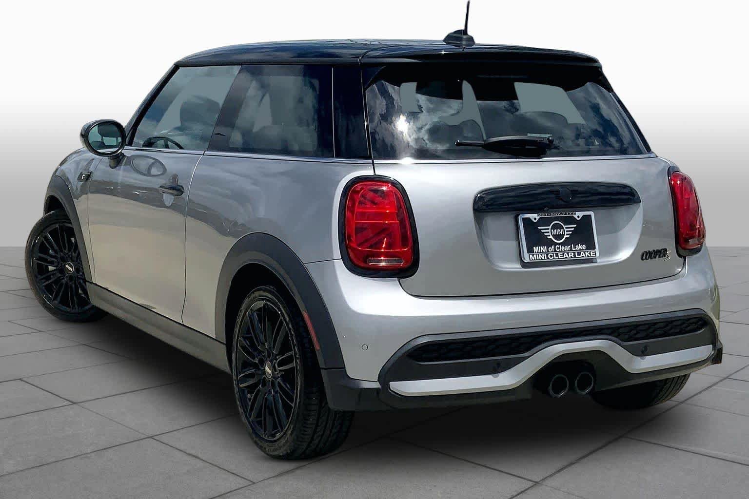 Used 2023 MINI Cooper S FWD image 11