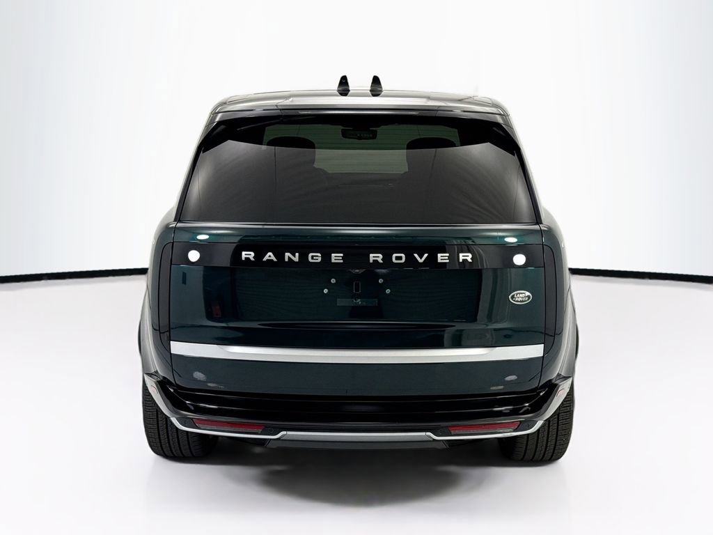 Used 2023 Land Rover Range Rover Autobiography image 6