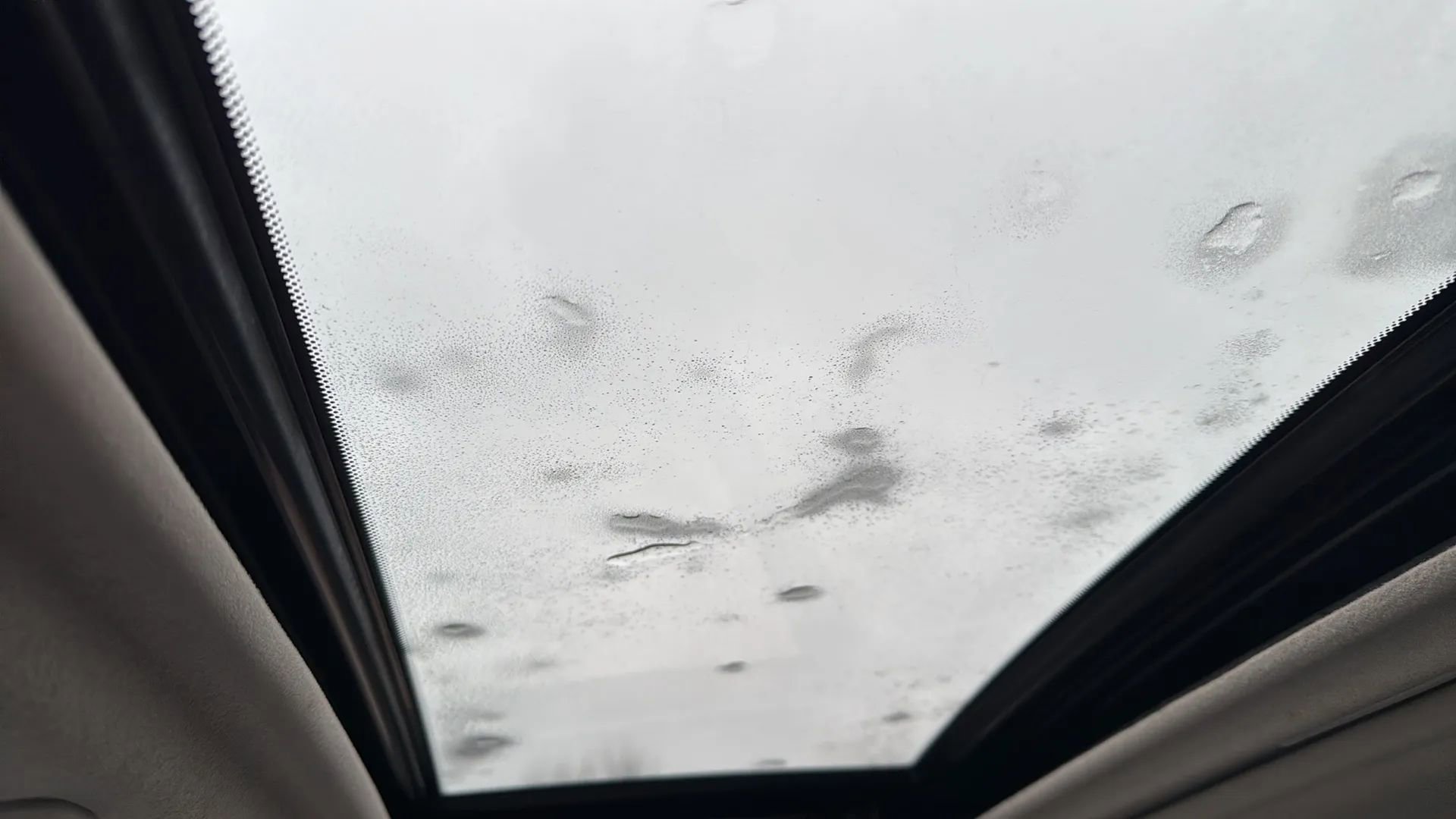 Used 2011 Nissan Juke SL image 31