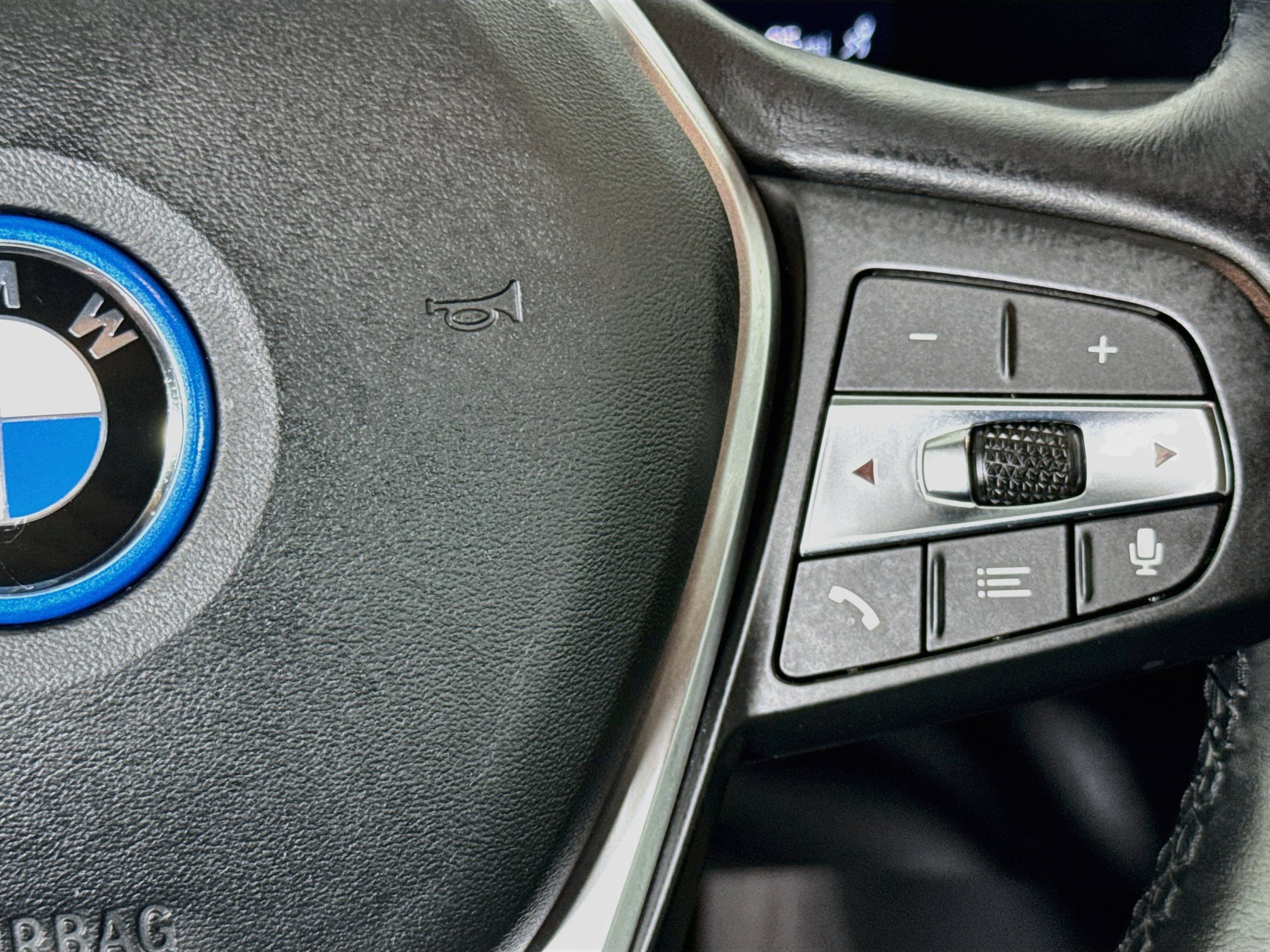 Used 2023 BMW i4 eDrive40 w/ Premium Package RWD image 13