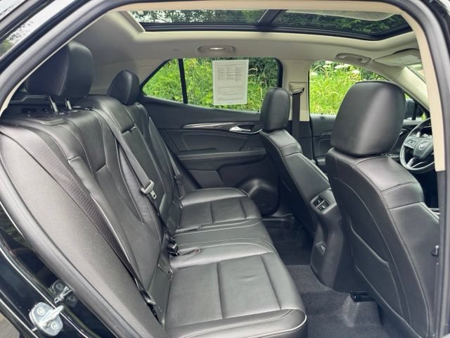 Used 2021 Buick Envision Essence w/ Sport Touring Package FWD image 17