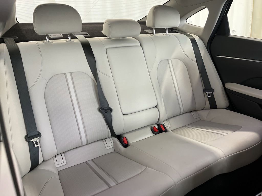 Used 2023 Hyundai Sonata SEL w/ Convenience Package FWD image 36