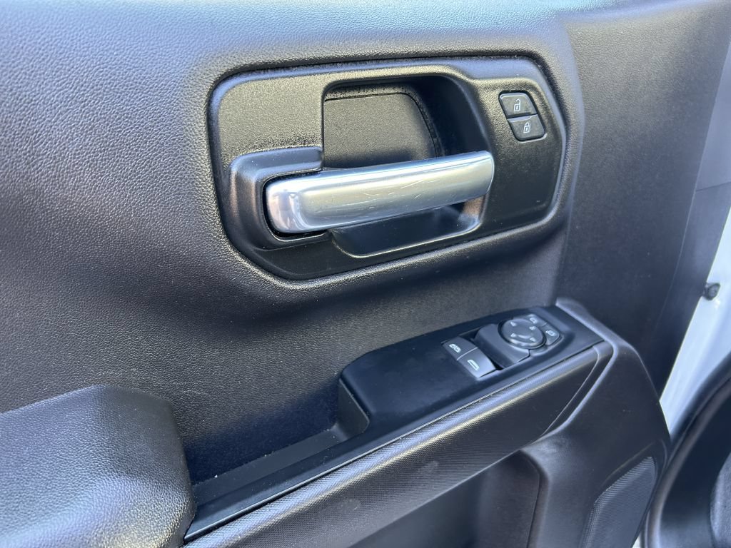 Used 2025 Chevrolet Silverado 1500 W/T RWD image 4