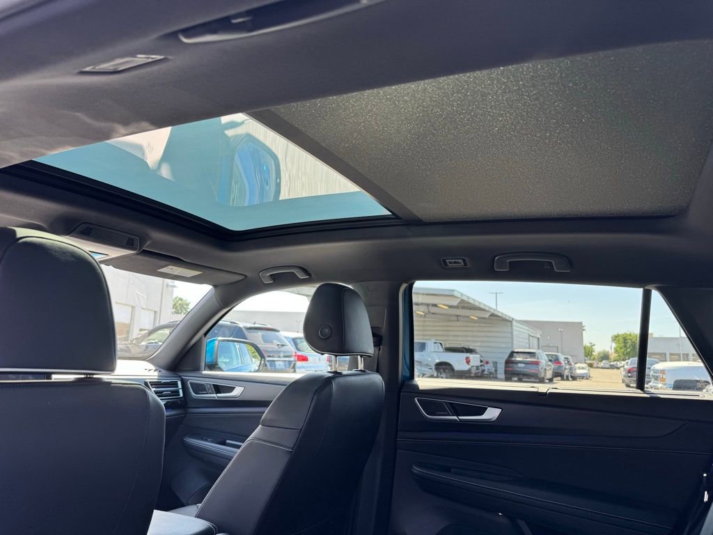 Used 2024 Volkswagen Atlas Cross Sport SEL Premium R-Line image 10