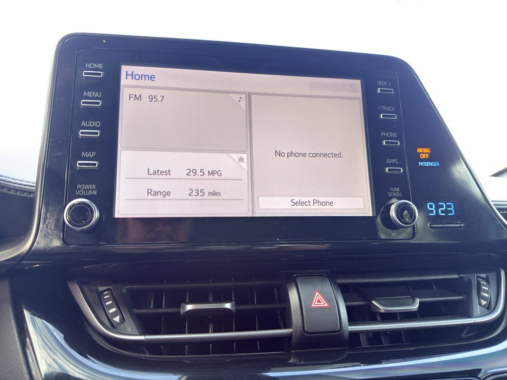 Used 2019 Toyota C-HR LE FWD image 17