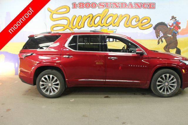 Used 2023 Chevrolet Traverse Premier AWD/4WD image 1