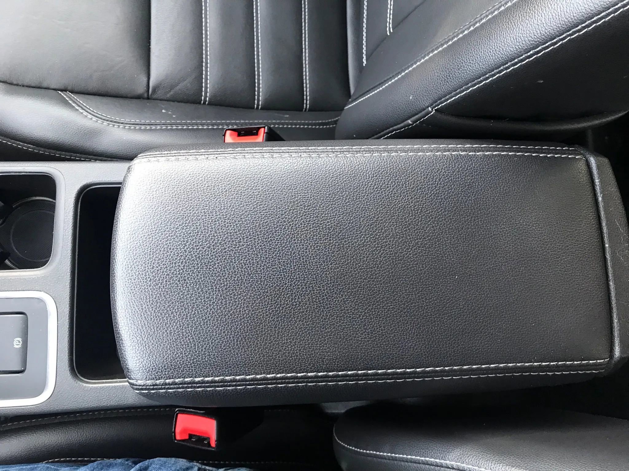 Used 2017 Ford Escape Titanium image 30