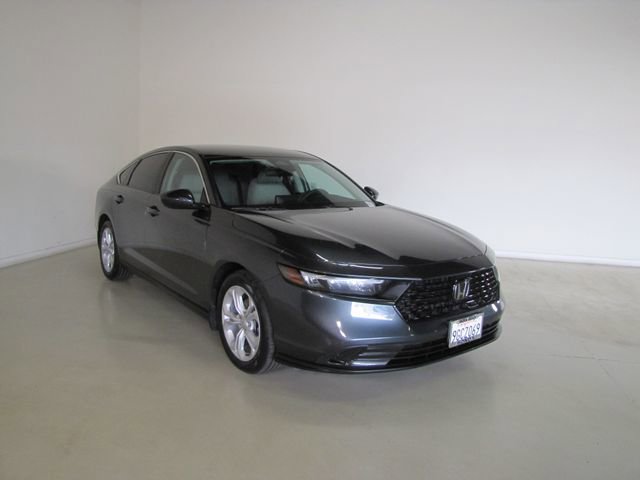 Certified 2023 Honda Accord LX image 3