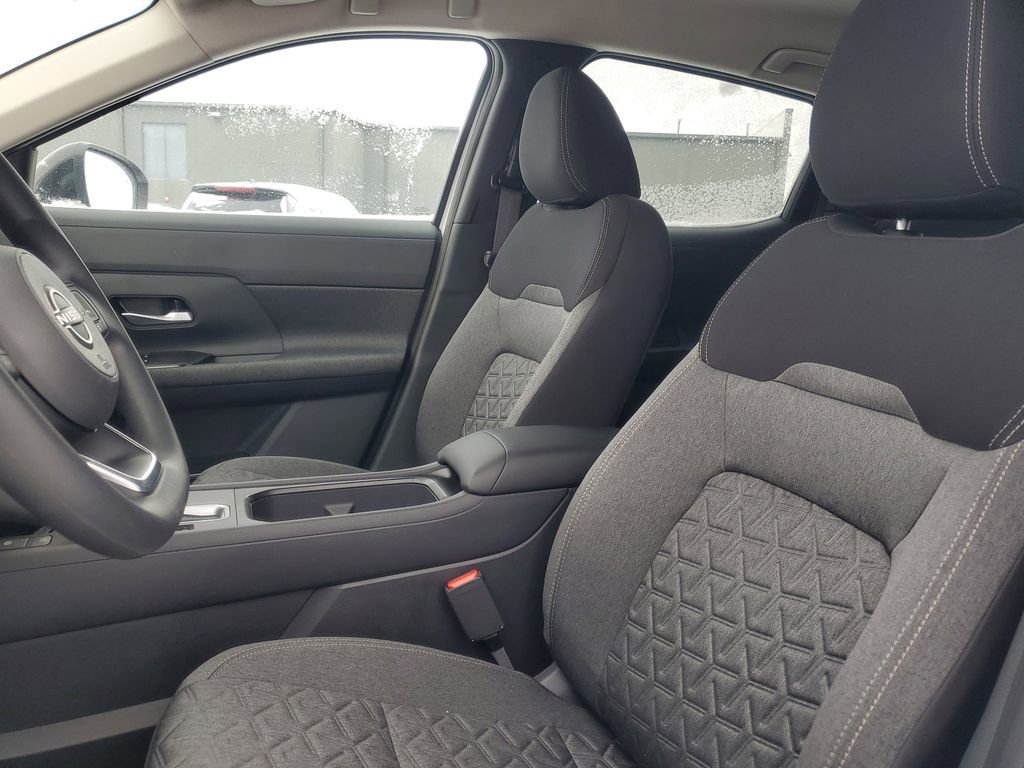 New 2026 Nissan Kicks SV w/ Cold Weather Package image 10