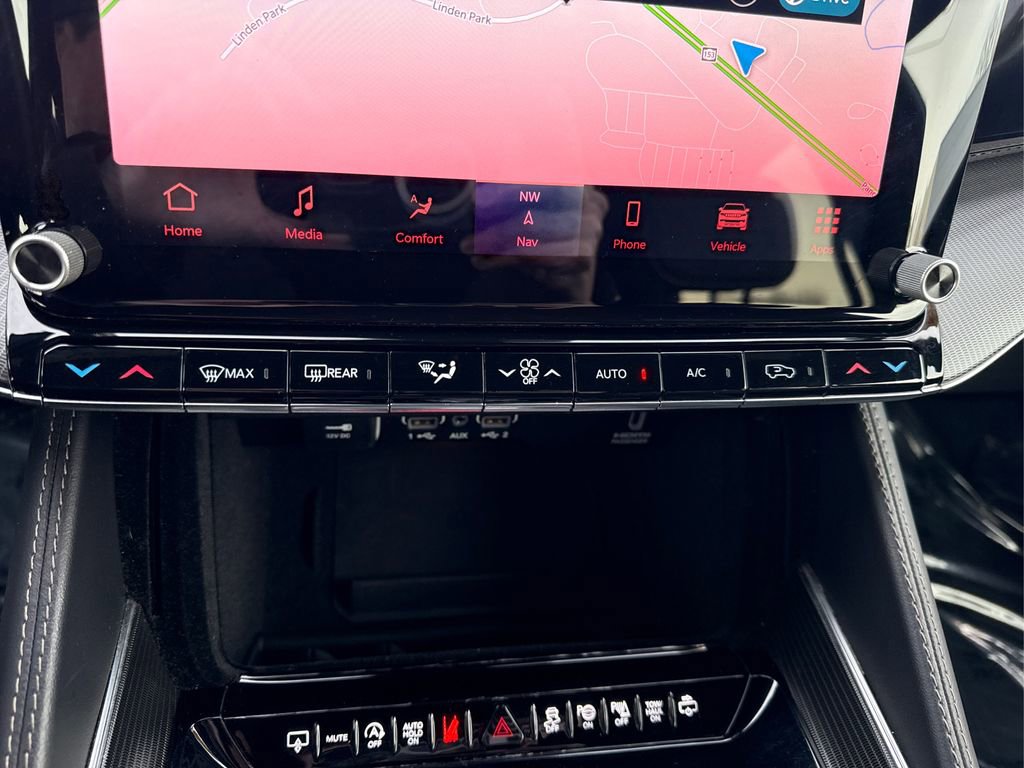 Used 2024 Jeep Grand Wagoneer Series II w/ Quick Order Packagew 28T image 33