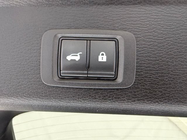 Used 2025 Mitsubishi Outlander SE AWD/4WD image 5