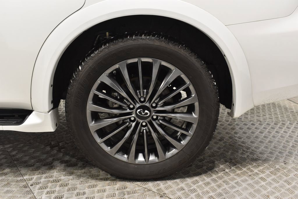 Used 2024 INFINITI QX80 Sensory image 36