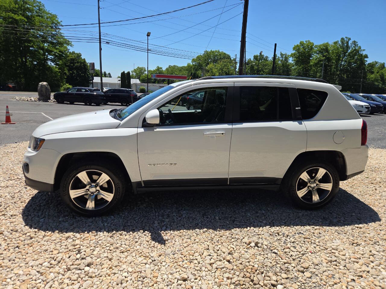 Used 2016 Jeep Compass High Altitude AWD/4WD image 4