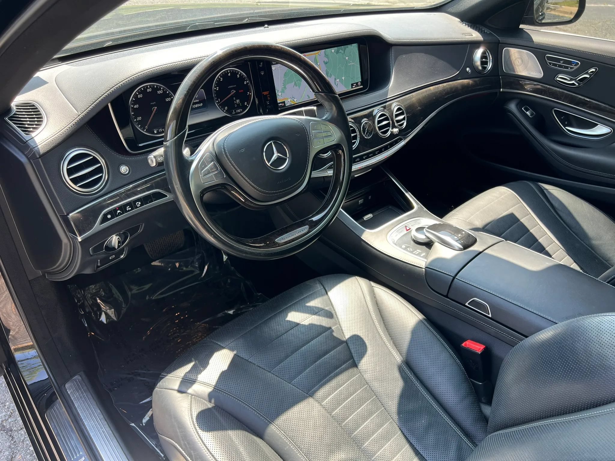 Used 2017 Mercedes-Benz S 550 4MATIC Sedan w/ Premium Package image 15