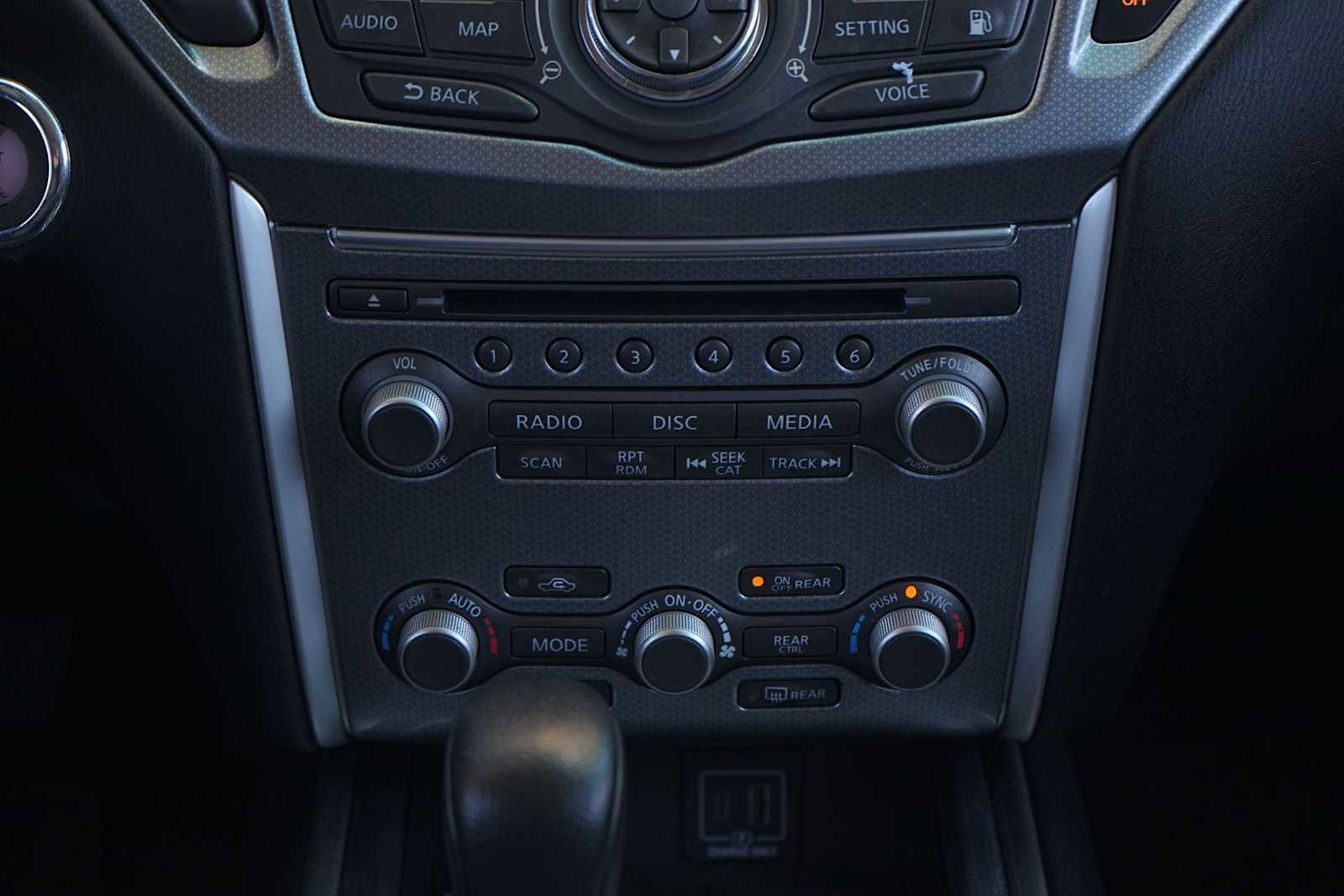 Used 2019 Nissan Pathfinder SL image 20