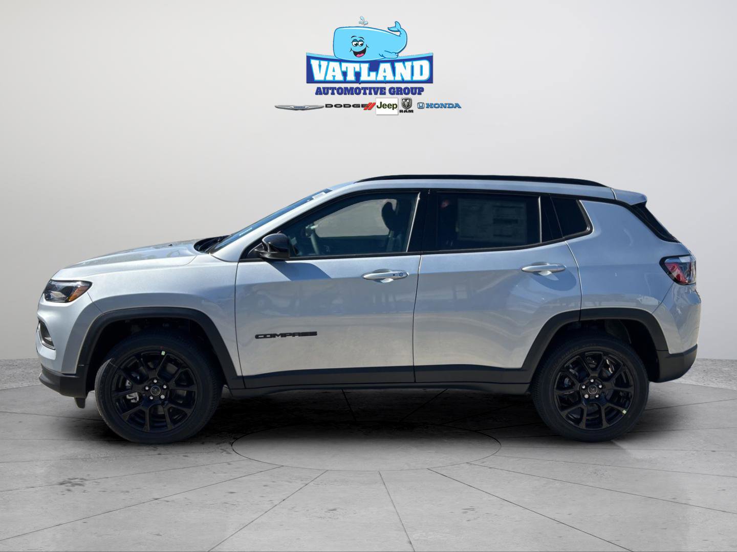 New 2026 Jeep Compass Latitude image 2