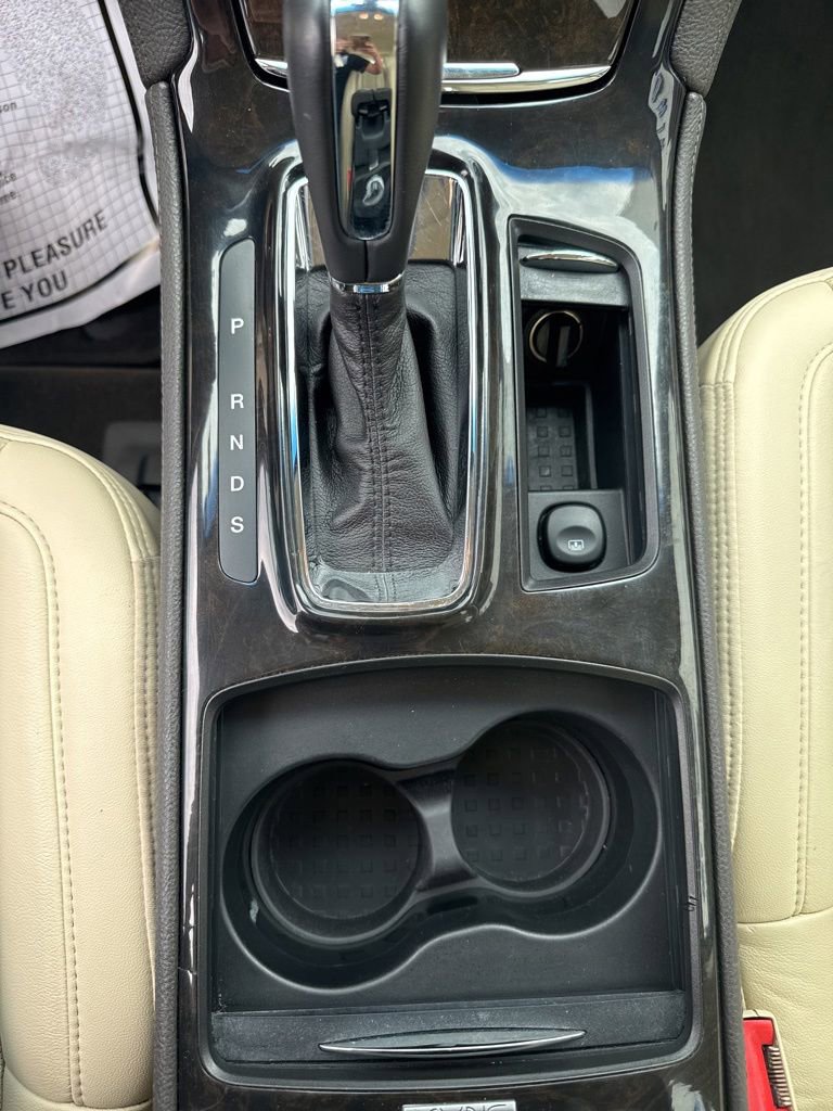 Used 2014 Lincoln MKS AWD w/ Equipment Group 201A image 19