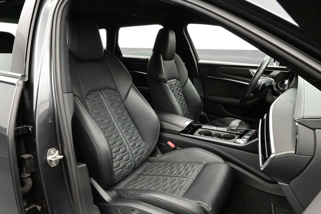 Used 2021 Audi RS 6 w/ Carbon Optic Package AWD/4WD image 17