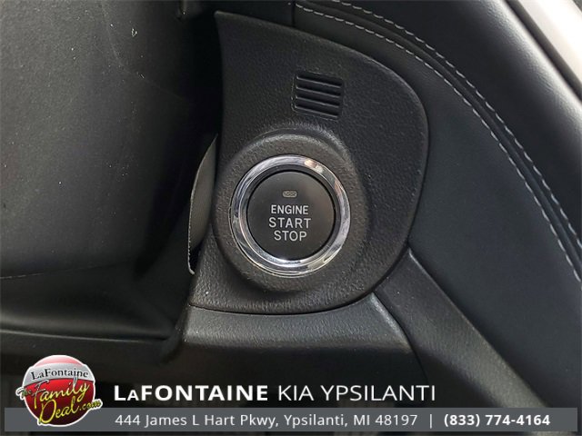 Used 2020 Subaru Legacy Premium image 20