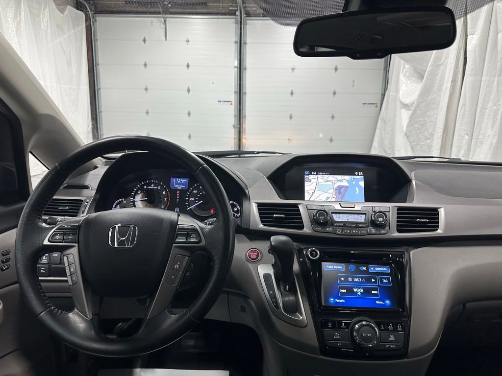 Used 2016 Honda Odyssey Touring Elite image 16
