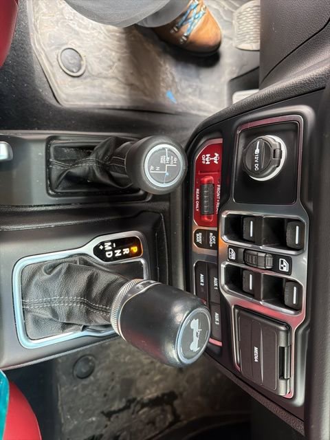 Used 2024 Jeep Wrangler Unlimited Rubicon 392 image 11