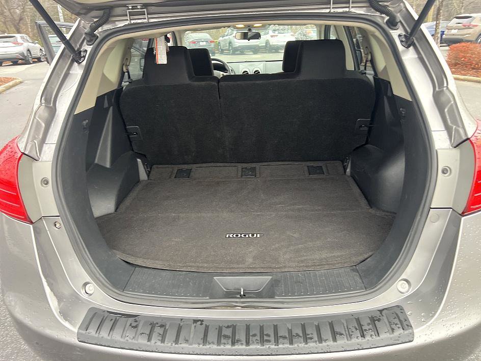 Used 2012 Nissan Rogue SV w/ Premium Pkg image 26