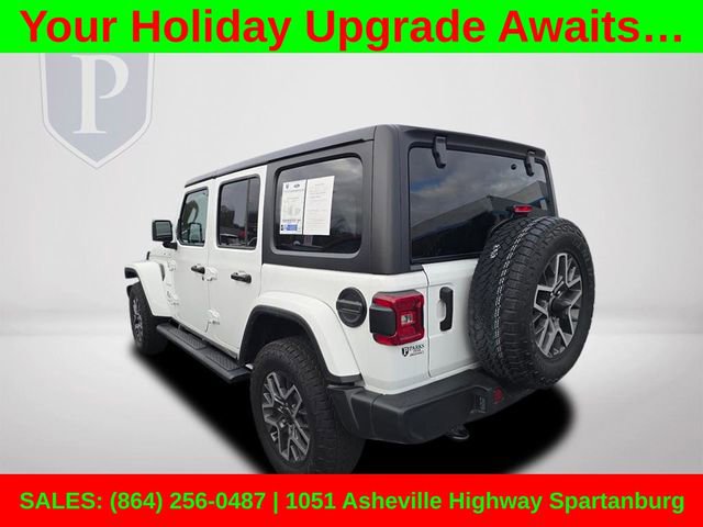 Used 2024 Jeep Wrangler Sahara image 9