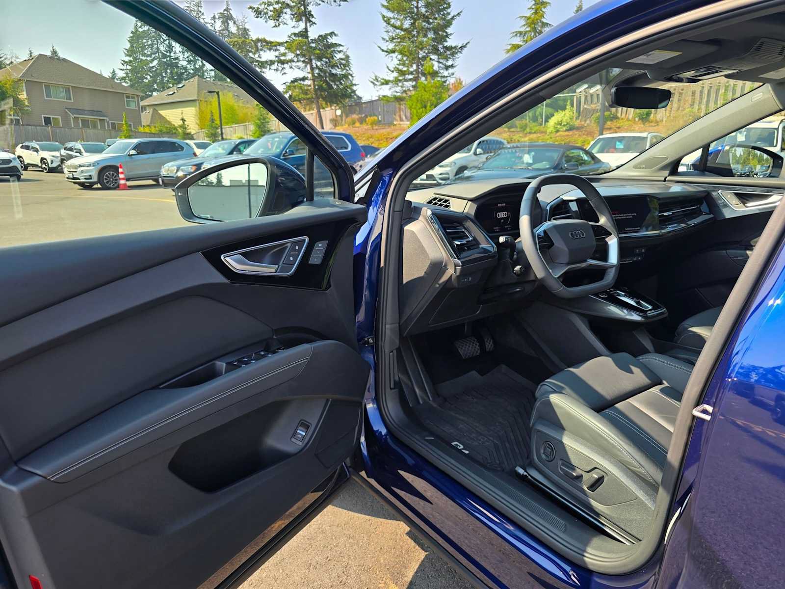 Used 2023 Audi Q4 e-tron Prestige AWD/4WD image 19