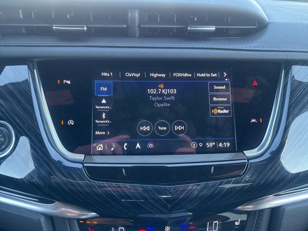 Certified 2025 Cadillac XT6 Premium Luxury image 12