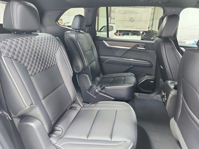 New 2026 GMC Acadia Denali w/ Super Cruise Package FWD image 45