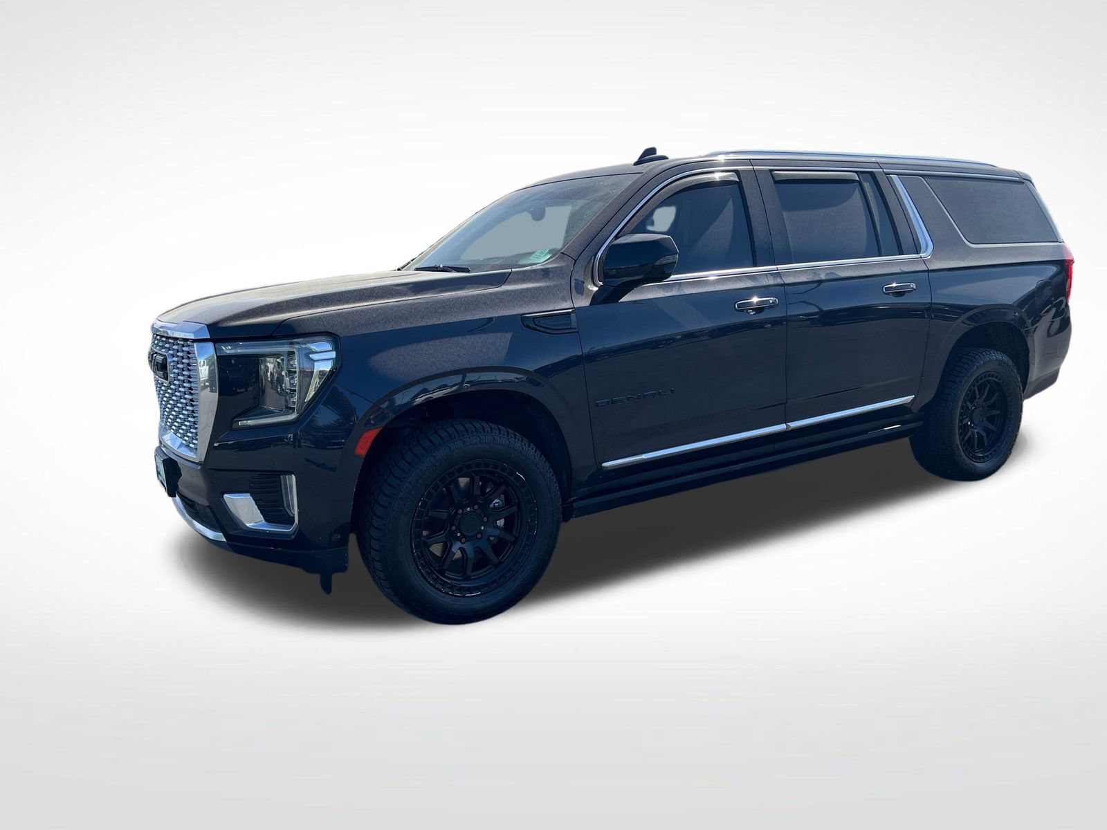 Used 2023 GMC Yukon XL Denali w/ Denali Reserve Package AWD/4WD image 8