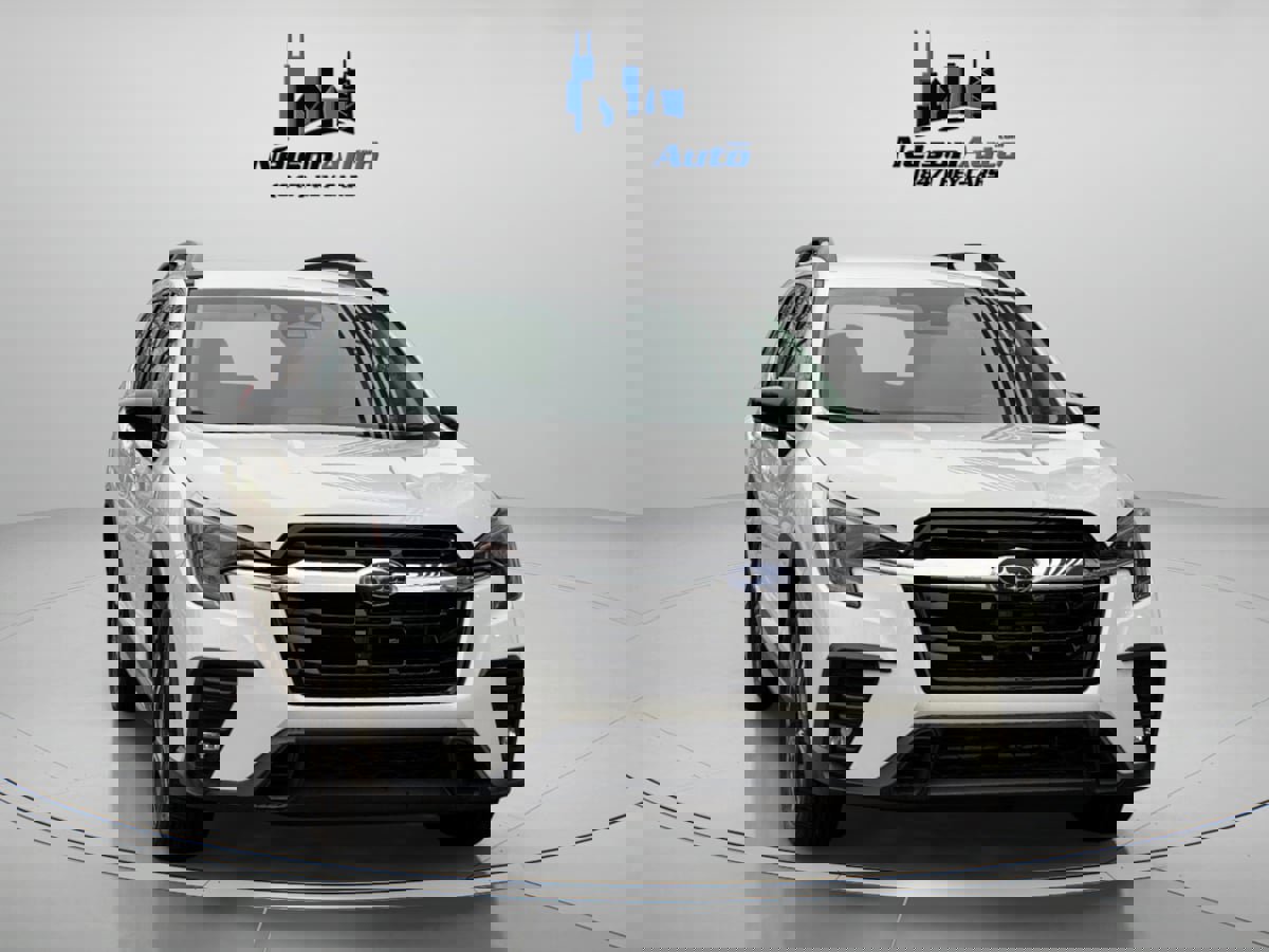 Used 2024 Subaru Ascent Limited image 2